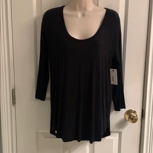 NWT-Women's a.n.a Black 3/4 Sleeve Top